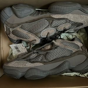 Yeezy adidas women’s clay brown